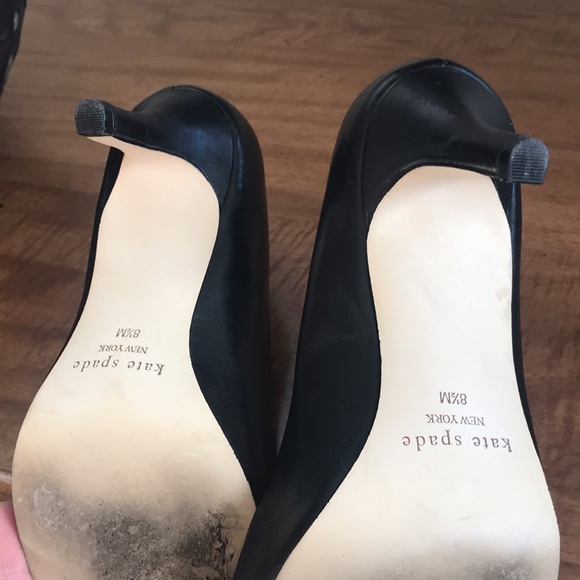 kate spade black leather heels with striped bows - Picture 7 of 8